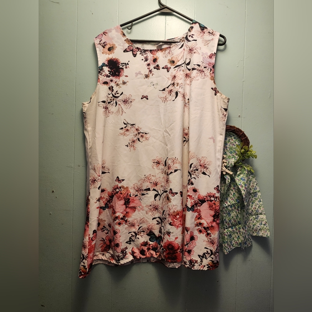 3x thin floral top